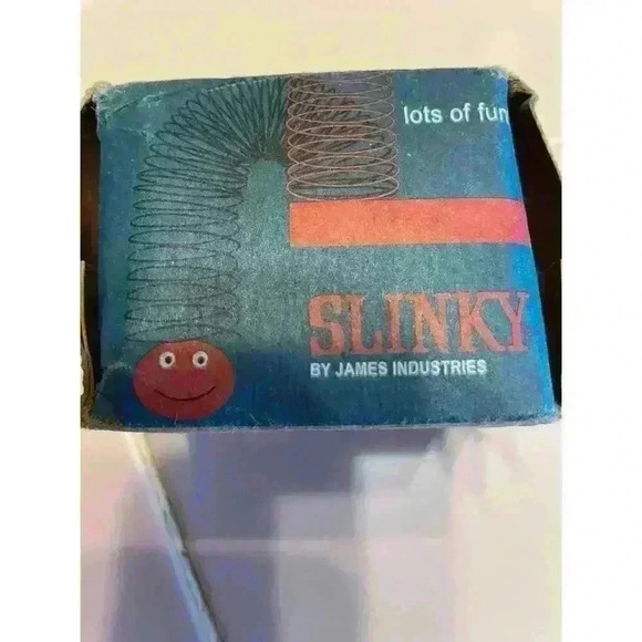 Slinky - Picture 3 of 5